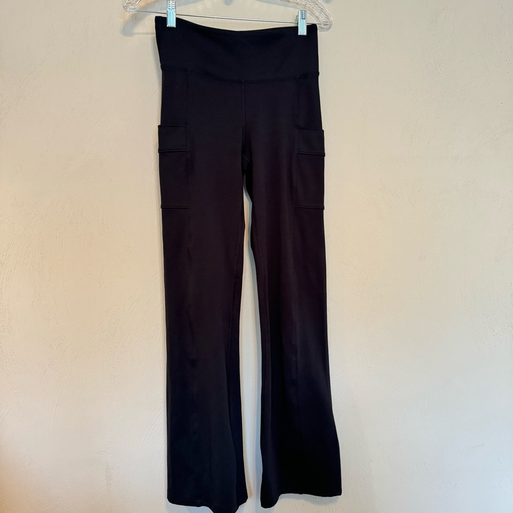 Eddie Bauer stretch flare side pocket pants leggings